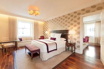Luxury Suite, Multiple Beds, Fireplace