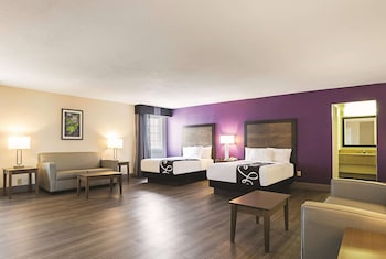 Executive Suite, 2 Double Beds, Non Smoking