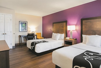 Executive Suite, 2 Double Beds, Non Smoking