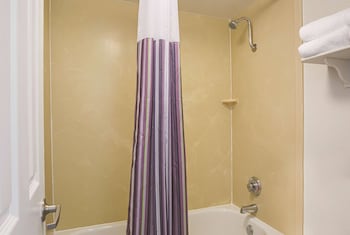 Room, 1 King Bed, Hearing Accessible, Non Smoking