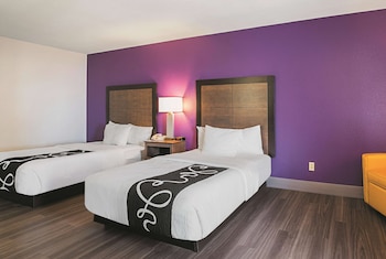 Executive Suite, 2 Double Beds, Non Smoking