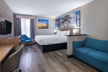 Studio Suite, 1 King Bed, Non Smoking