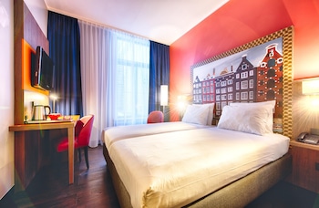 Comfort Room (1 Twin Bed)