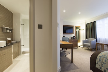 Deluxe Room, 1 King Bed