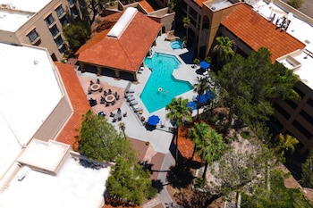 Executive Suite, Multiple Beds, Corner