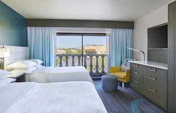 Room, 2 Double Beds (Mobility/Hearing Access, Roll-In Shwr)