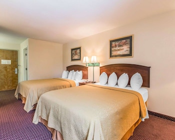 Standard Room, 2 Queen Beds, Non Smoking