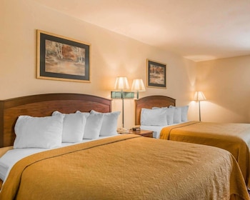 Standard Room, 2 Queen Beds, Non Smoking