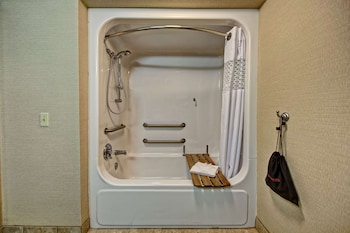 Room, 2 Queen Beds, Accessible, Non Smoking