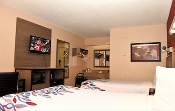 Deluxe Room, 2 Queen Beds, Non Smoking