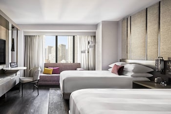 Room, 2 Queen Beds, City View