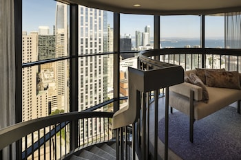 Suite, 1 King Bed