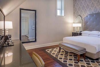 Junior Suite, 1 King Bed (Historic)