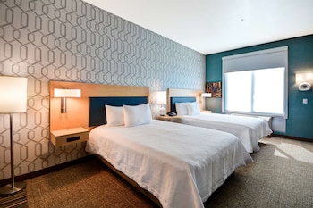 Studio, 2 Queen Beds, Accessible, Bathtub (Mobility & Hearing)