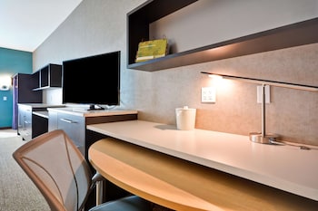 Studio, 1 King Bed, Accessible, Non Smoking (Hearing)