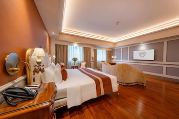 Club Grand Suite