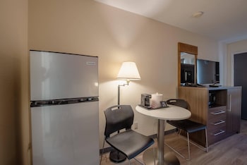 Room, 2 Queen Beds, Non Smoking