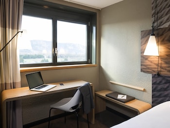 Standard Room, 1 Double Bed
