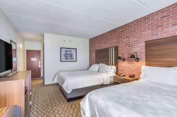 Standard Room, 2 Queen Beds, Non Smoking