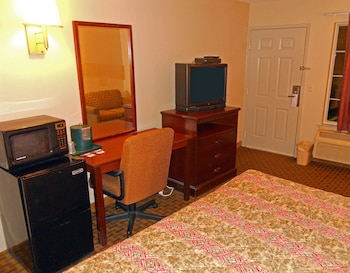 Room, 1 King Bed, Accessible, Smoking