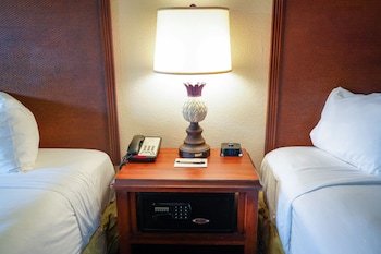 Deluxe Double Room, 2 Double Beds, Non Smoking