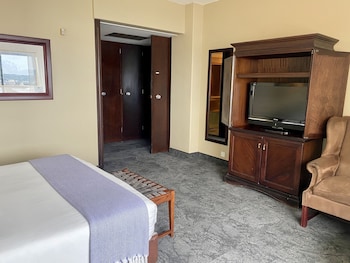Family Suite, 2 Bedrooms, Non Smoking, City View