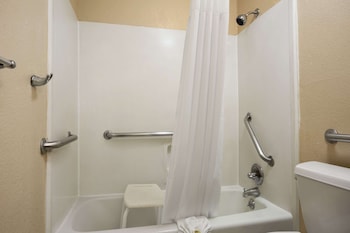 Studio Suite, 1 Queen Bed, Non Smoking