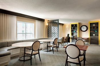 Club Room, 1 King Bed