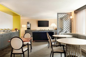 Club Room, 2 Queen Beds