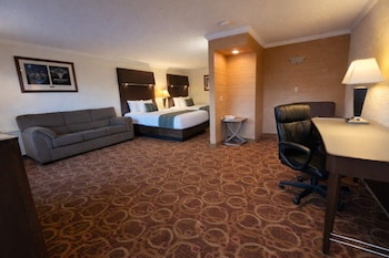 Suite, 2 Queen Beds, Non Smoking