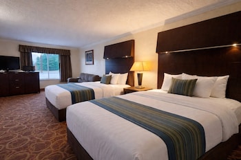 Suite, 2 Queen Beds, Non Smoking