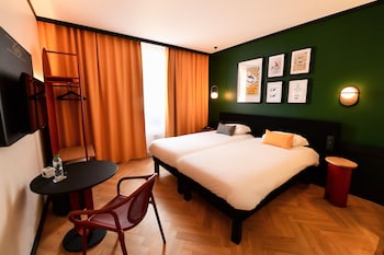 Room, 2 Twin Beds (Design)