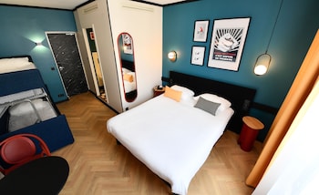 Suite, 1 Double Bed with Sofa bed (Design)