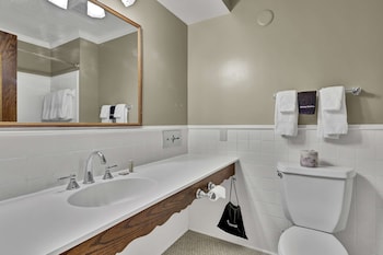 Premium King Riverside