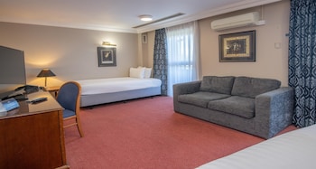 Executive Room, Multiple Beds, Non Smoking