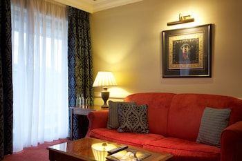 Suite, 1 King Bed, Non Smoking