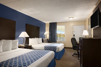 Standard Room, 2 Queen Beds