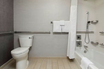 Suite, 1 Bedroom (Mobility Accessible, Tub)