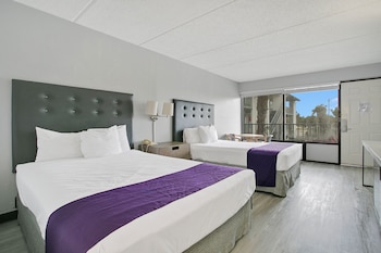Standard Room, 2 Queen Beds, Non Smoking, Kitchenette