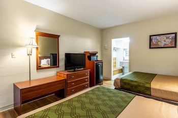 Standard Room, 2 Queen Beds, Smoking