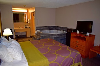 Studio Suite, 1 King Bed, Non Smoking, Hot Tub