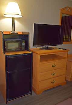 Room, 2 Queen Beds, Smoking