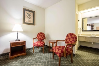 Suite, 2 Double Beds, Non Smoking