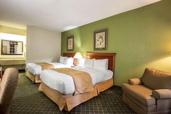 Suite, 2 Double Beds, Non Smoking