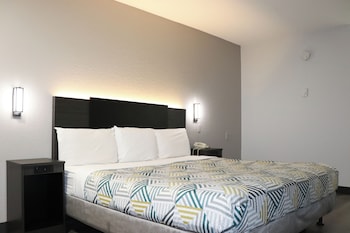 Standard Room, 1 King Bed, Non Smoking