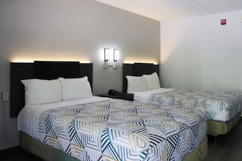 Standard Room, 2 Double Beds, Non Smoking