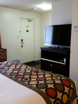 Room, 1 King Bed, Non Smoking