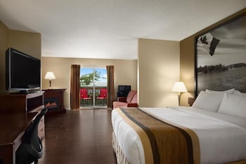 Honeymoon Suite, 1 Queen Bed, Jetted Tub