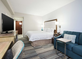 Standard Room, 1 King Bed