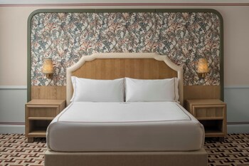 Classic Room, 1 King Bed